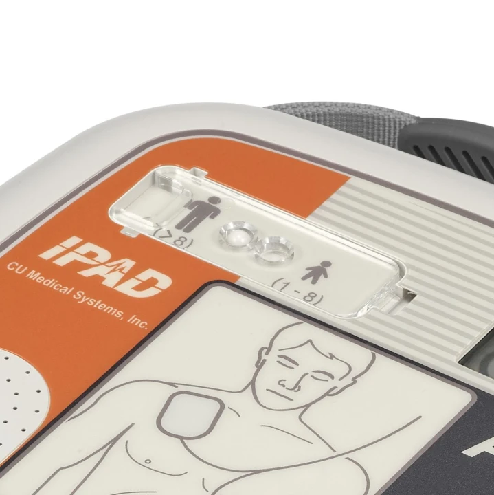 CU_Medical_defibrylator_ADE_iPAD_SP1_auto_tryb_pediatryczny_02.jpg